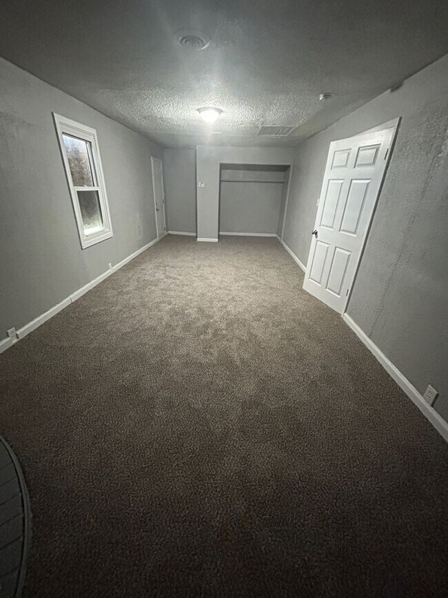 Building Photo - For Lease