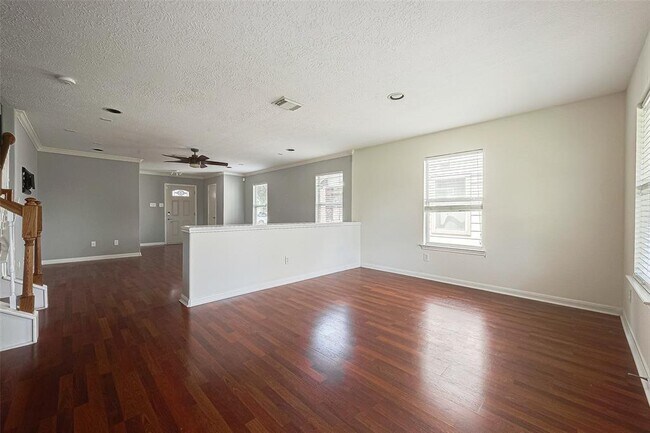 Building Photo - 18110 Shallow Leaf Ln