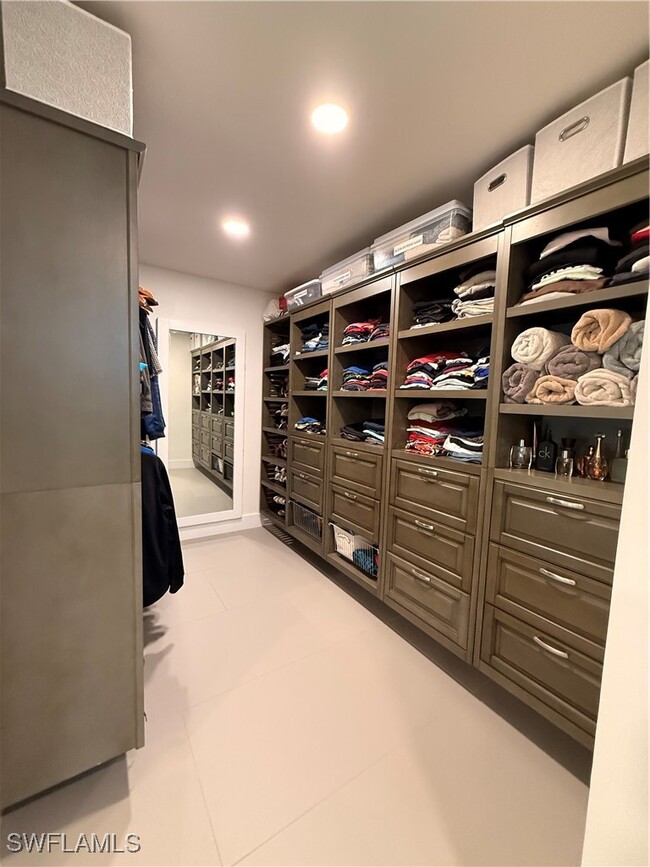 Building Photo - 3631 1st Ave NW