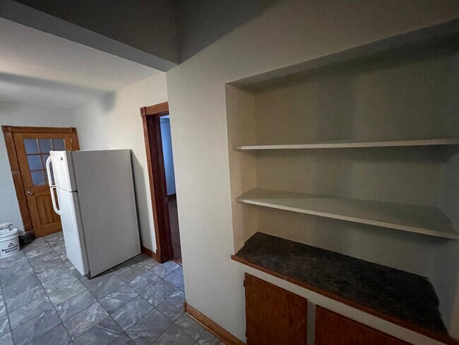 Building Photo - 3532 N Elston Ave