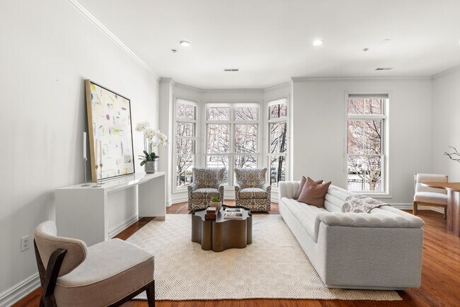 Building Photo - 36 Regency Pl