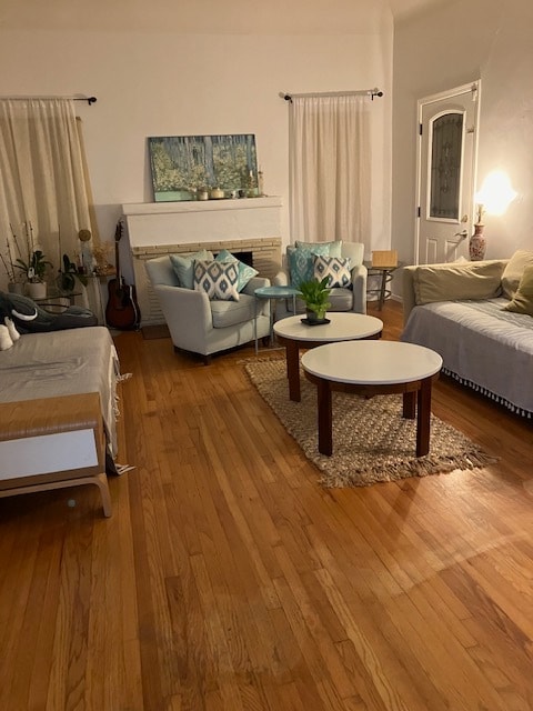 Building Photo - 10540 Draper Ave