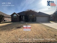 Building Photo - Gorgeous 4-Bedroom 2-Bath Home For Rent in...