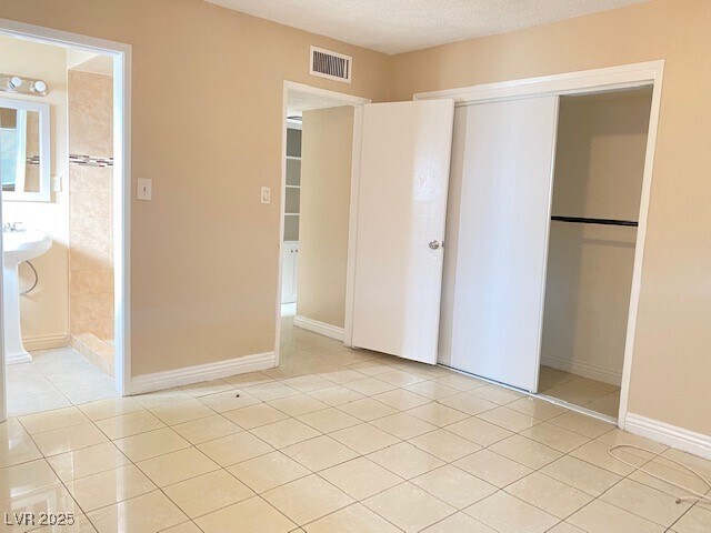 Building Photo - 2204 Isabelle Ave