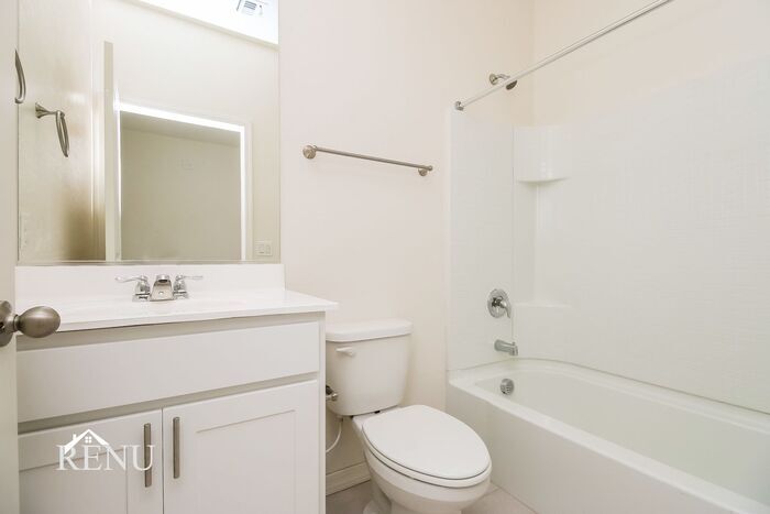 Building Photo - 18392 Los Gabrieles Wy