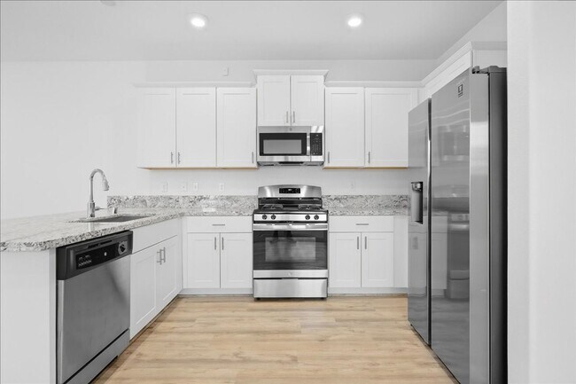 Building Photo - 1229 Rojo St