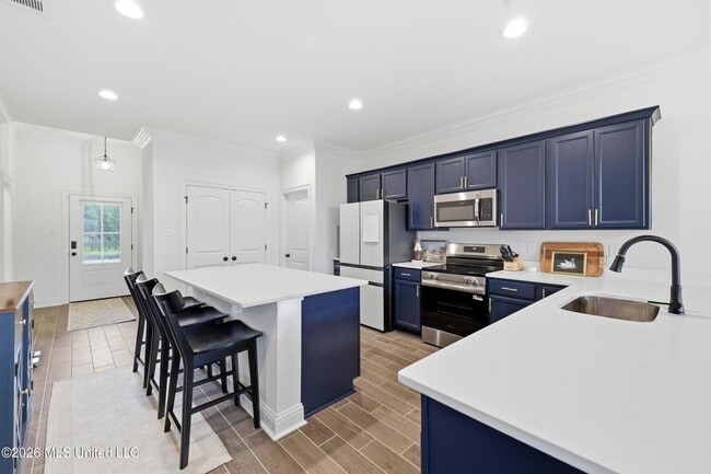 Building Photo - 15065 High Point Dr
