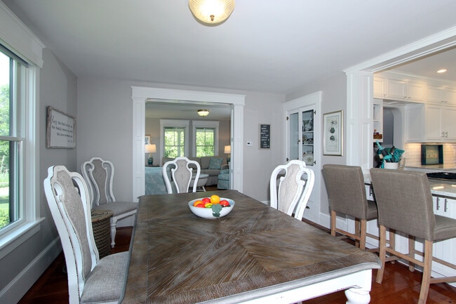 Building Photo - 351 Barlows Landing Rd