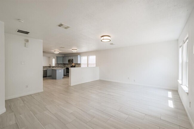 Building Photo - 24507 Cornell Park Ln