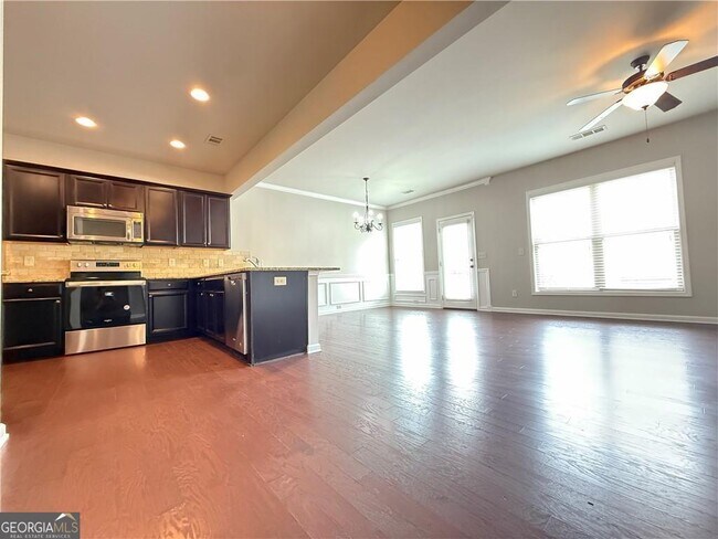 Building Photo - 1044 Haley Wds Ln