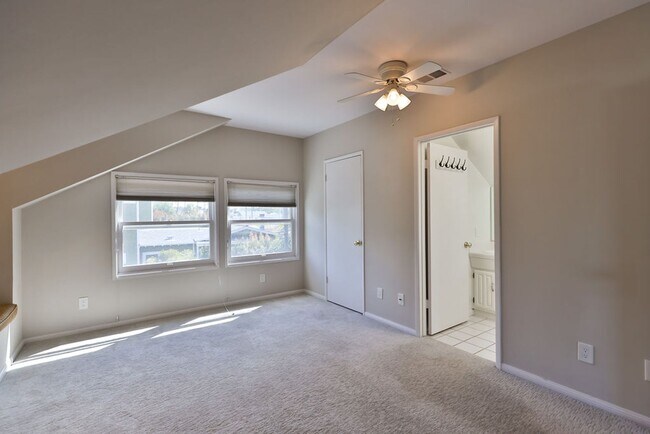 Building Photo - 1020 Madison Ave