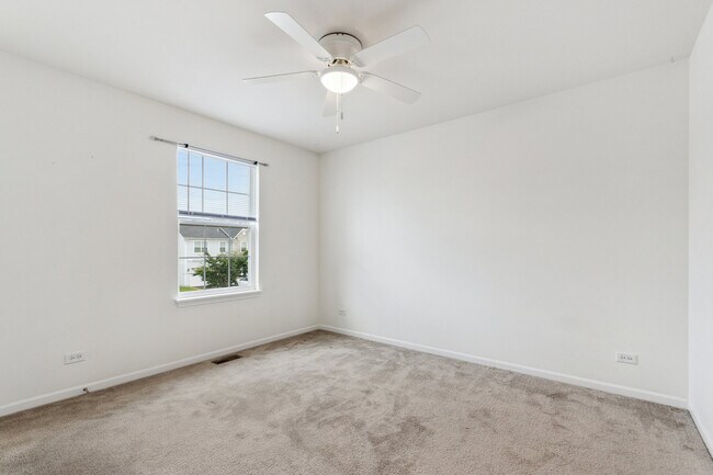 Building Photo - 12811 Conifer St