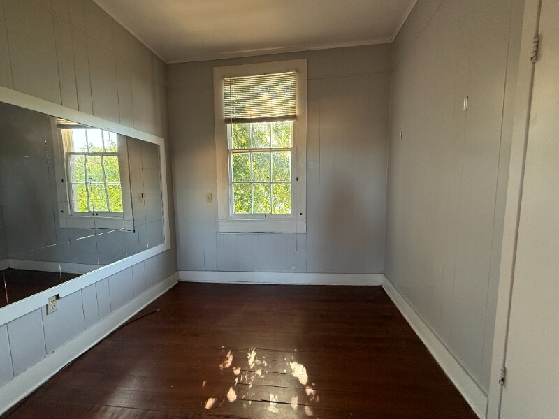 Building Photo - 2020-2022 Camp St