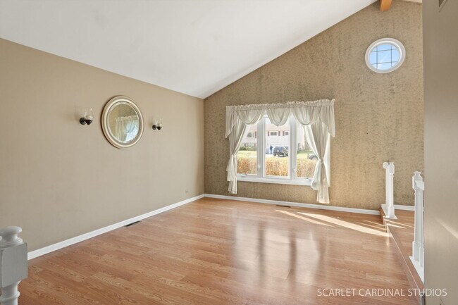 Building Photo - 1407 Wilson Ave