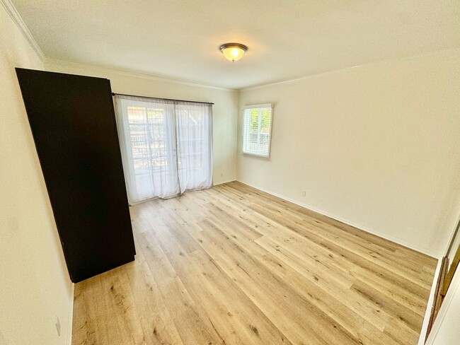 Building Photo - Charming North Hollywood Home
