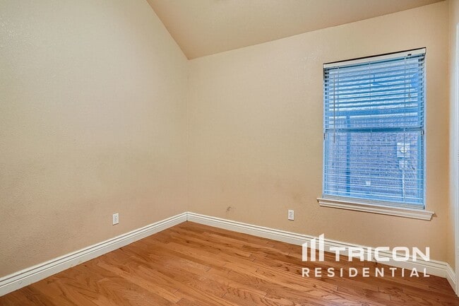 Building Photo - 6209 Meadowmere Ln