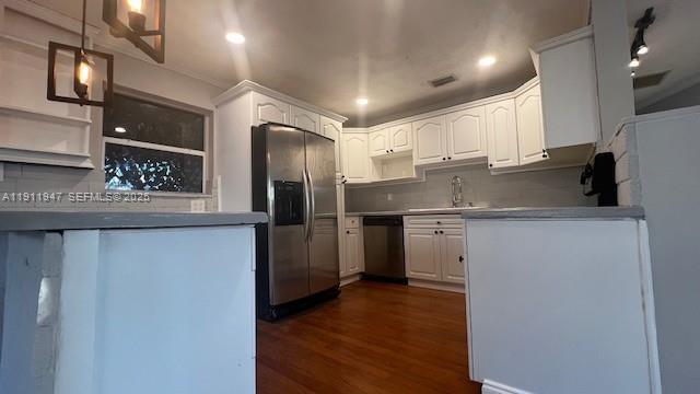 Building Photo - 2201 N 56th Terrace