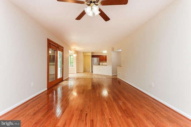 Building Photo - 4720 Ilchester Rd