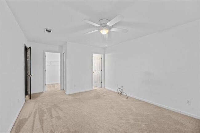 Building Photo - 4517 Eltham Park