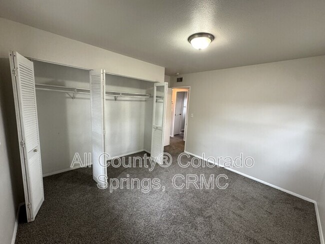 Building Photo - 1316 Harrison Rd