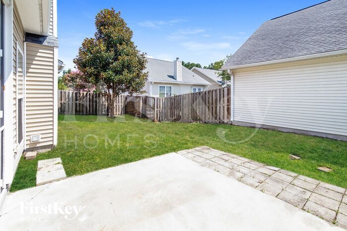 Building Photo - 126 Garden Grove Dr