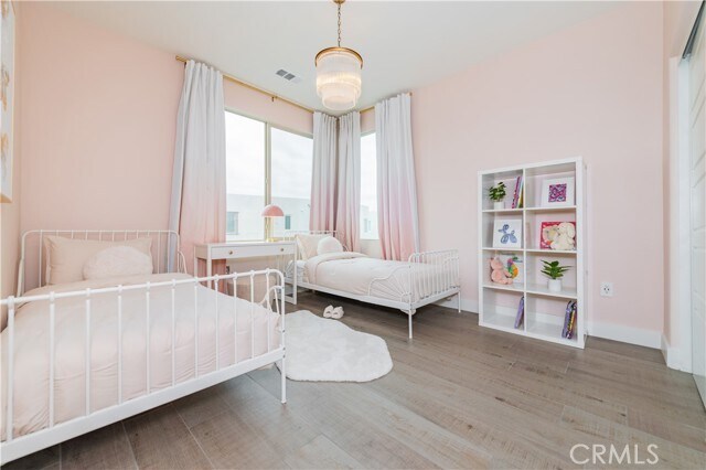 Building Photo - 111 Bosque