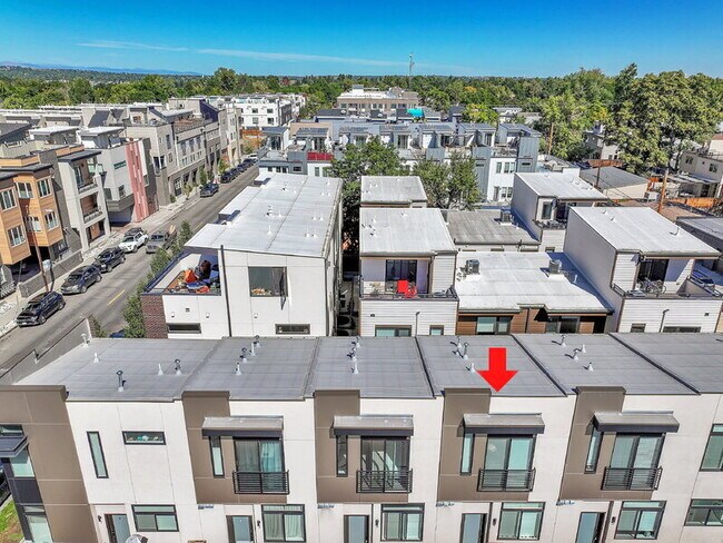 Building Photo - 4432 Tennyson St