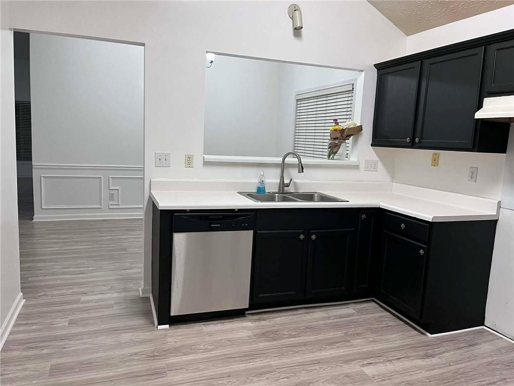 Building Photo - 2400 Miller Oaks Cir