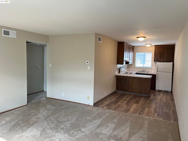 Building Photo - 1651 Detroit Ave