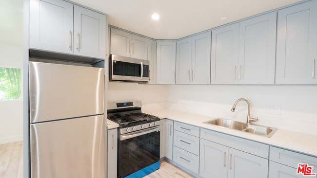 Building Photo - 488 S Willaman Dr