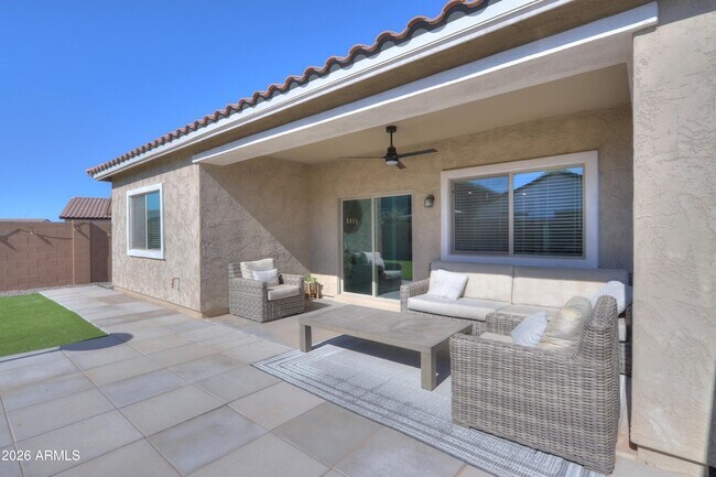 Building Photo - 35463 W Santa Barbara Ave