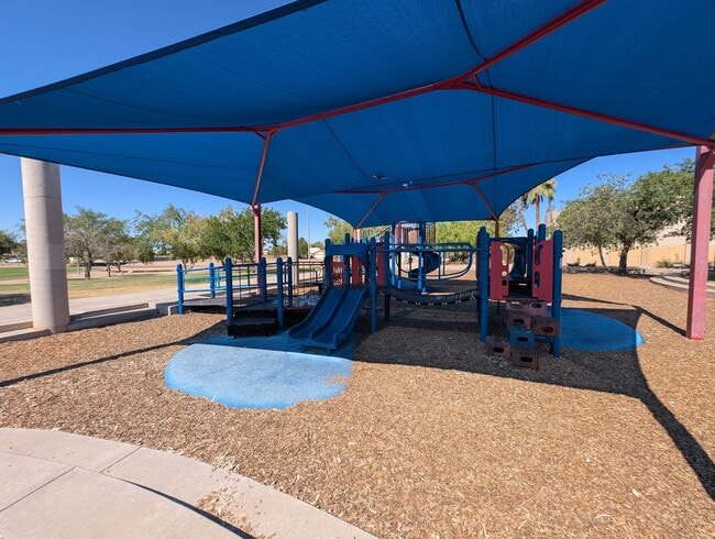 Building Photo - 3 Bedroom Home in the Canyon Run at the Pr...