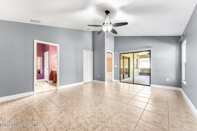 Building Photo - 3084 Constellation Dr