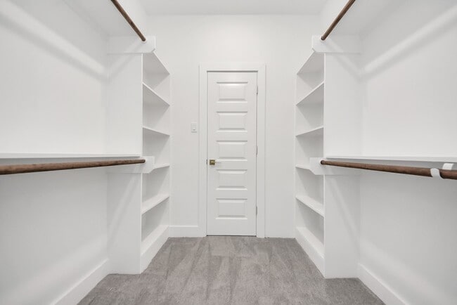 Building Photo - 8125 Cabot St