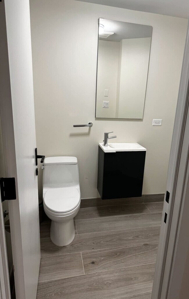 Building Photo - 235 W 139th St