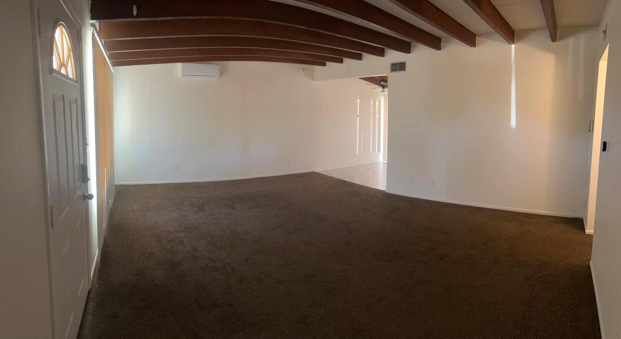 Building Photo - 12868 Catalpa Ave