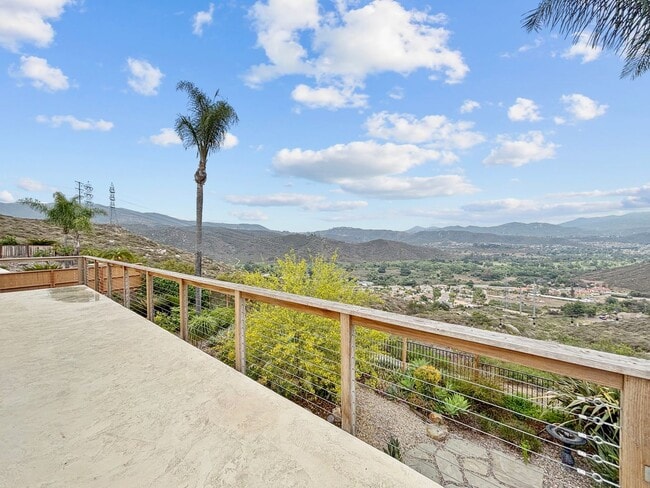 Building Photo - Spacious & Upgraded 4 Bedroom, 3 Bath Home...