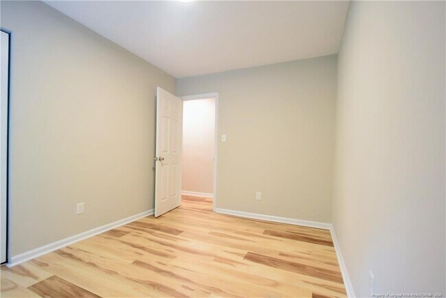 Building Photo - 4408 Chesterbrook Dr