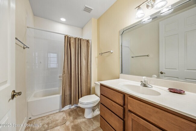 Building Photo - 540 S Banana River Dr