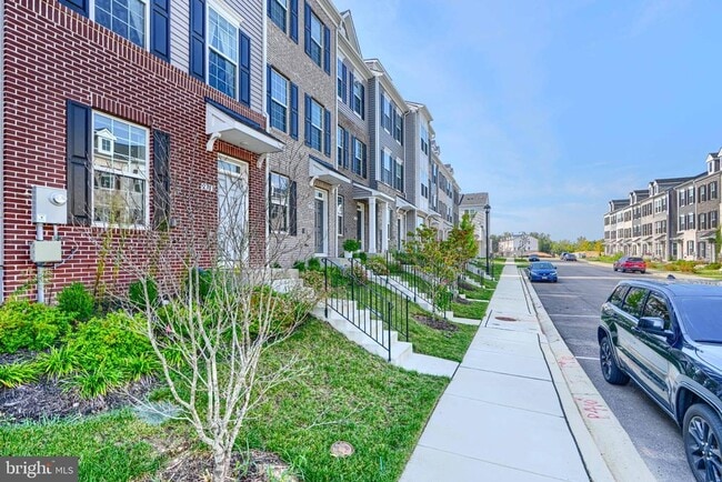 Building Photo - 2718 Lanham Hill Cir