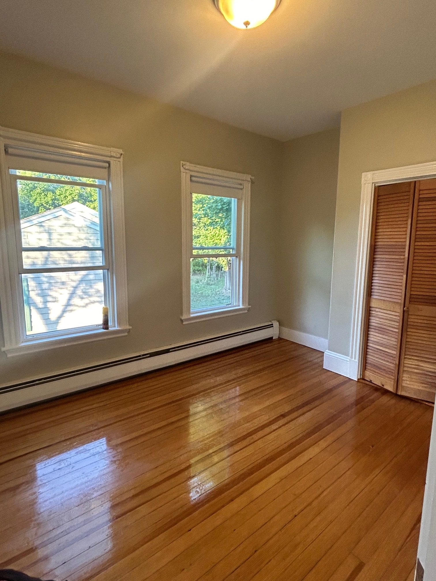 Side bedroom (unfurnished view) - 59 Winter St