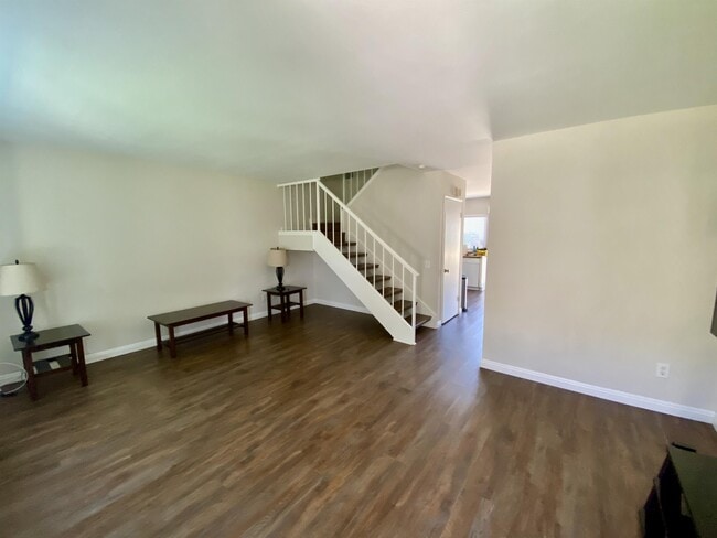 Building Photo - 311 Carriage Dr