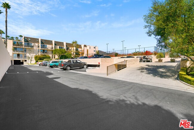 Building Photo - 23901 Civic Center Way