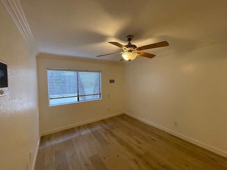 Building Photo - 2921 C St