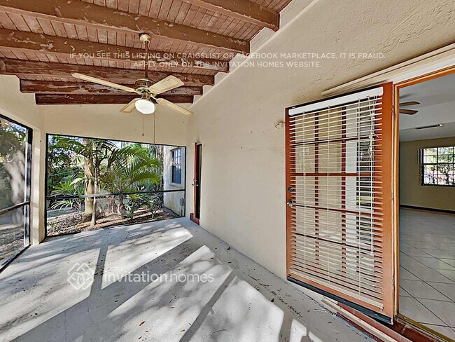 Building Photo - 16101 SW 153rd Ave