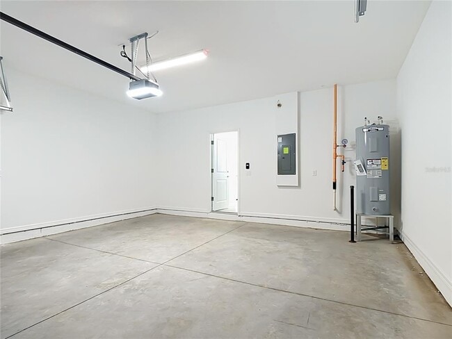 Building Photo - 11414 Nona Sound St