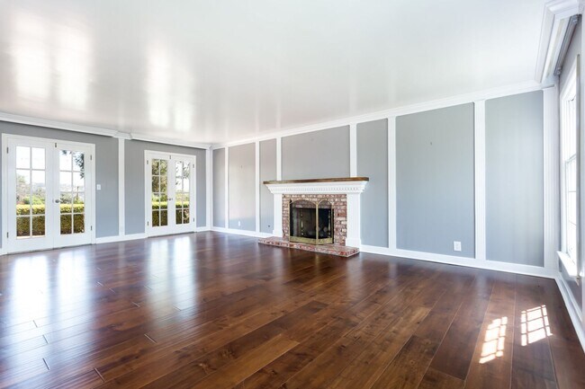 Building Photo - Georgian Colonial in Mt Helix