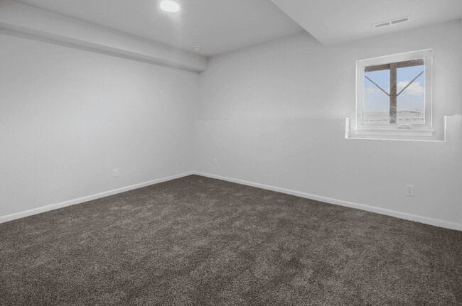 Building Photo - 3121 W 82nd Pl