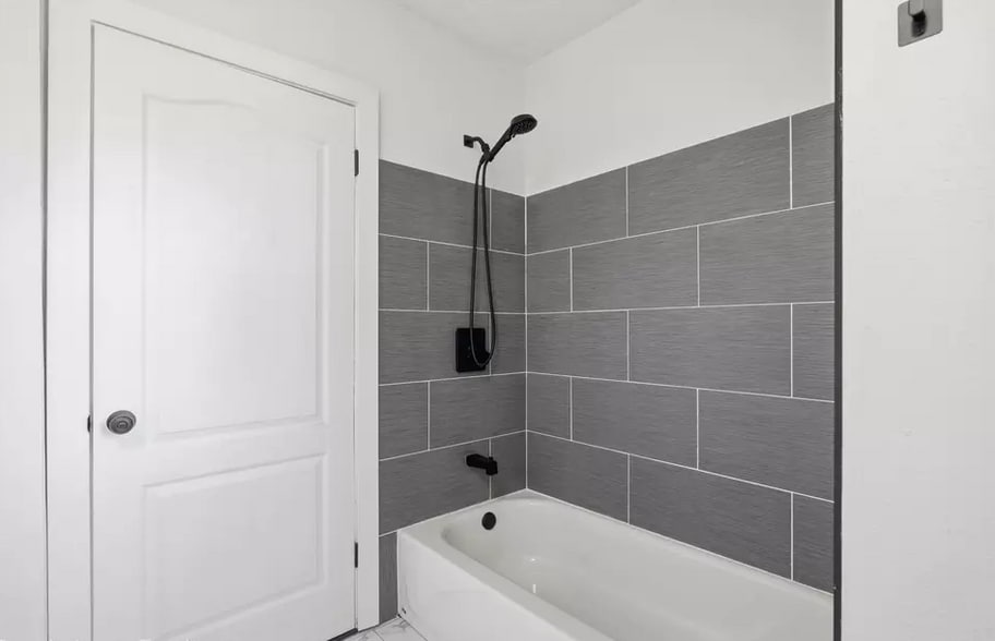 Building Photo - 8951 La Salle Blvd