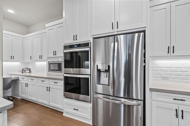 Building Photo - 3861 Dewberry Ln